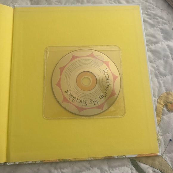 John Denver book CD Sunshine on my Shoulder autographed. - Picture 3 of 6